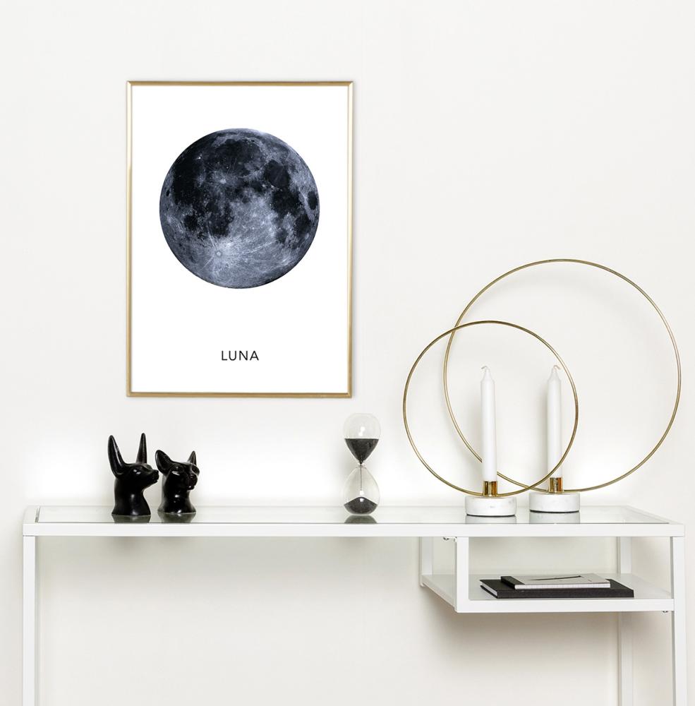 Luna Plakāts