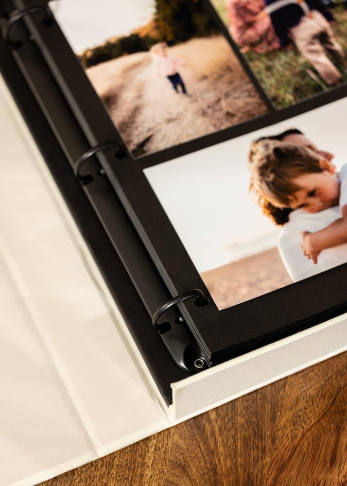 KAILA OUR LOVE STORY Creme - Coffee Table Photo Album (60 Melni lapas)