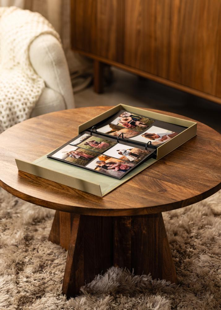 KAILA XOXO Vanilla - Coffee Table Photo Album (60 Melni Lappuses / 30 loksnes)