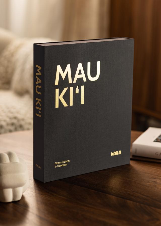 KAILA MAU KI'I - Coffee Table Photo Album (60 Melni Lappuses / 30 loksnes)