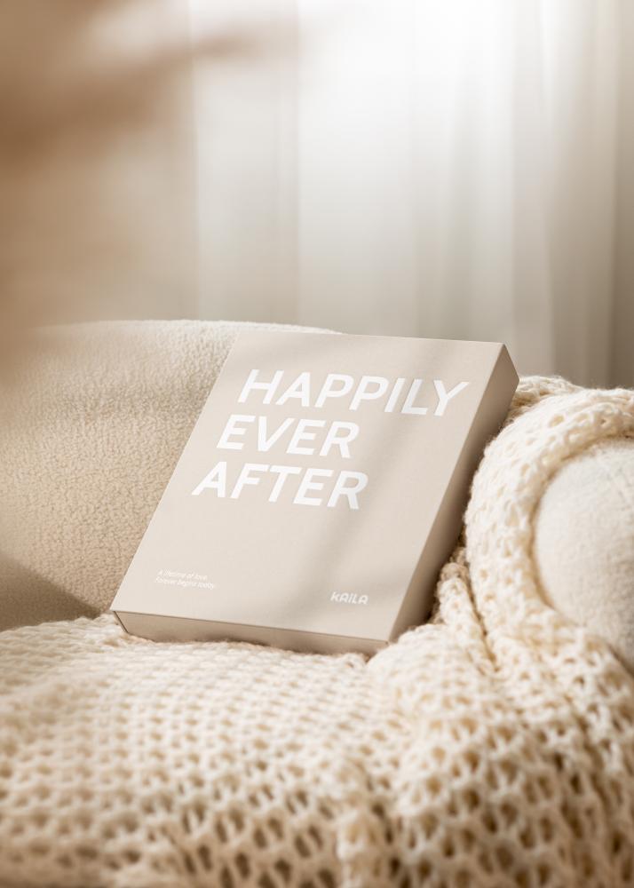 KAILA HAPPILY EVER AFTER Creme - Coffee Table Photo Album (60 Melni lapas)