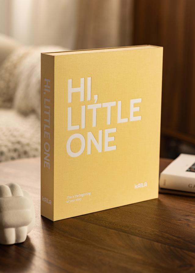 KAILA HI LITTLE ONE Yellow - Coffee Table Photo Album (60 Melni lapas)