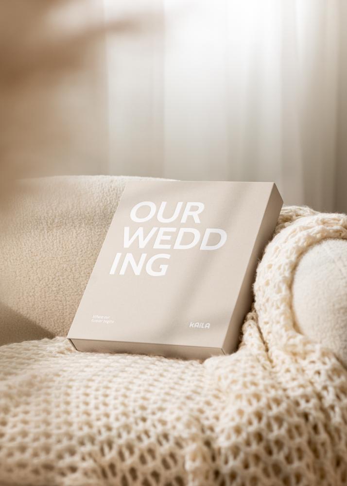 KAILA OUR WEDDING Creme - Coffee Table Photo Album (60 Melni Lappuses)